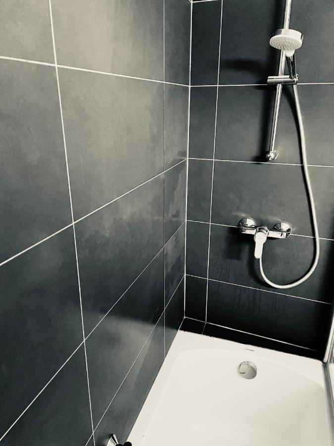 Duplex Dent D'Oche Apartment แบร์เนซ์ ภายนอก รูปภาพ